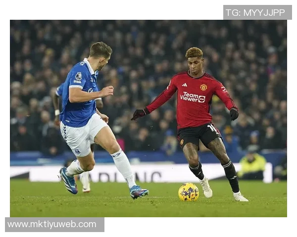 英超前瞻：曼联客战狼队面临严峻挑战能否逆袭成功